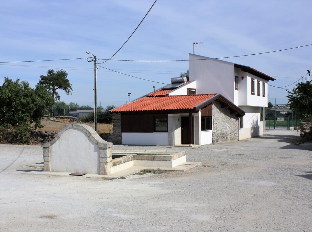Casa Do Ferrador Villa Мирандела Екстериор снимка